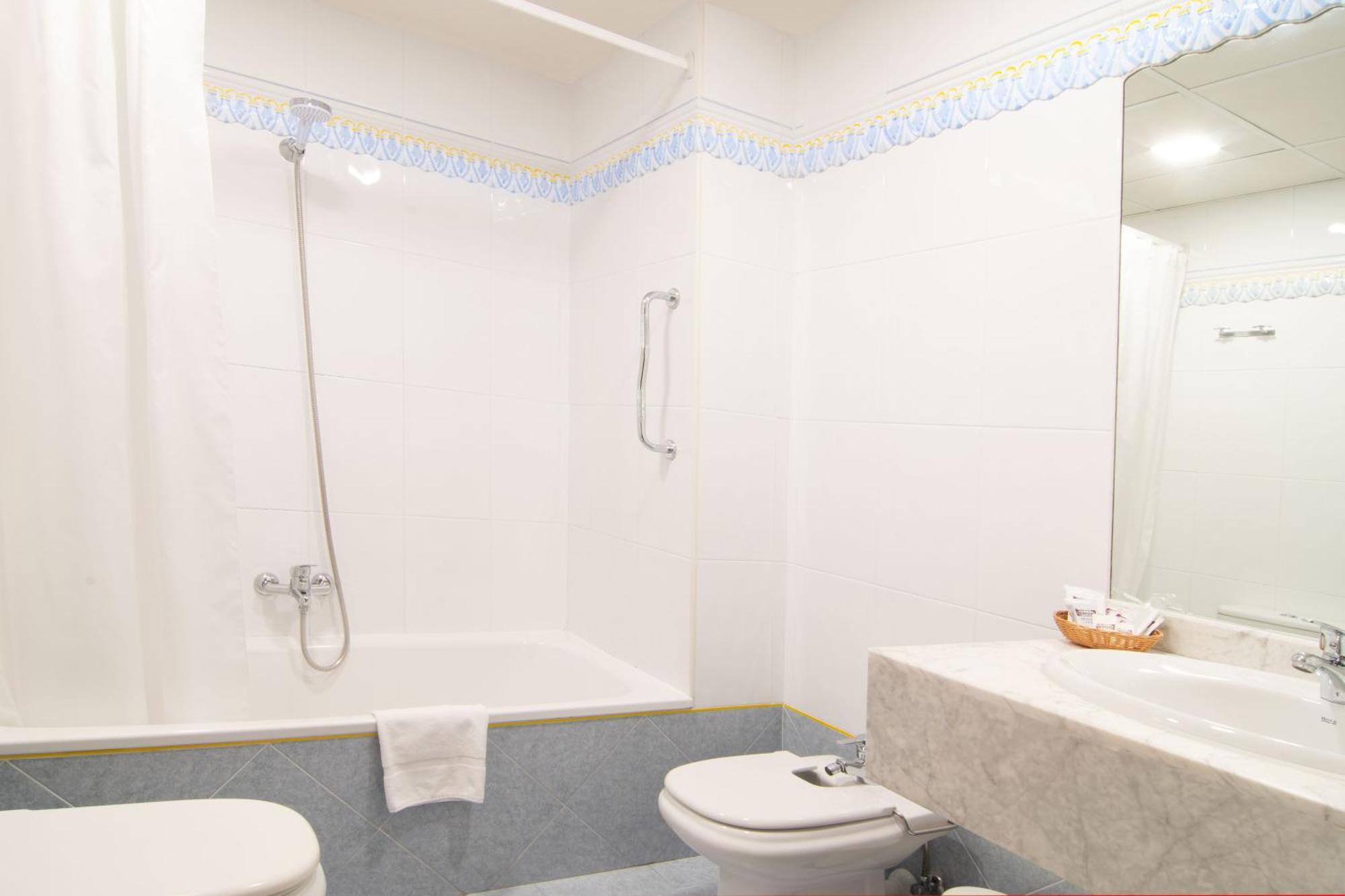 Beratxa Hotel 3*